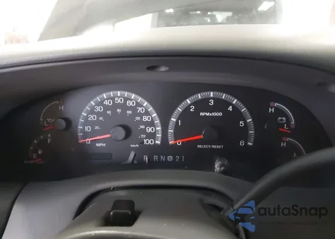 2001 Ford F-150 Lariat/Xl/Xlt z USA, uszkodzony, nr VIN 1FTRX18L11NA19054